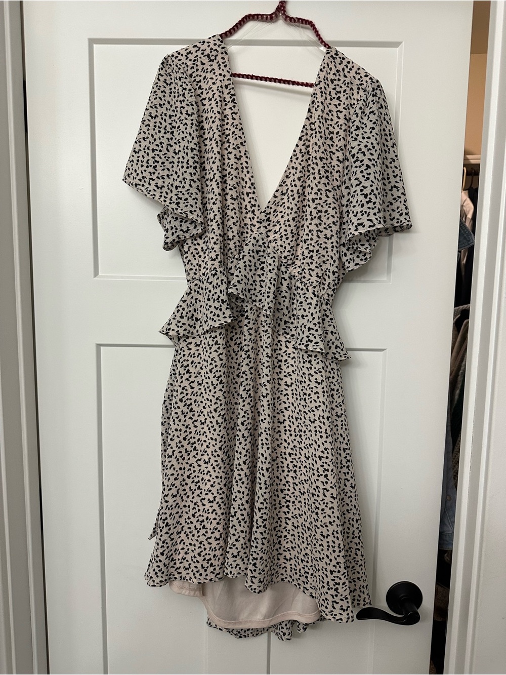 Lush flowy V-neck ruffled minidress